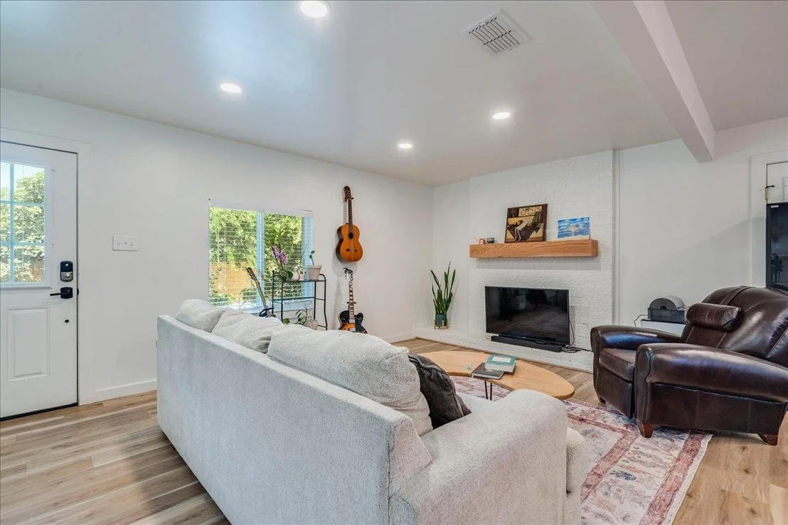 Photo of 2506 Audubon PL