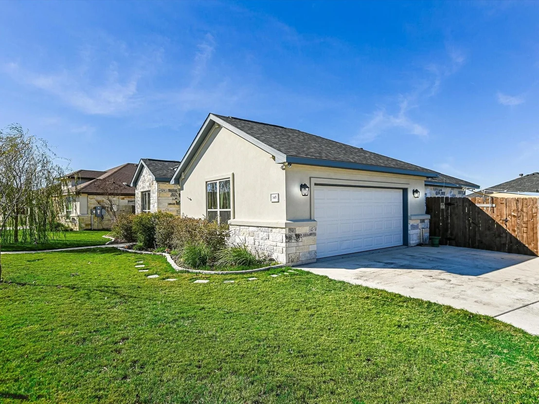 Photo of 345 Western Sky TRL