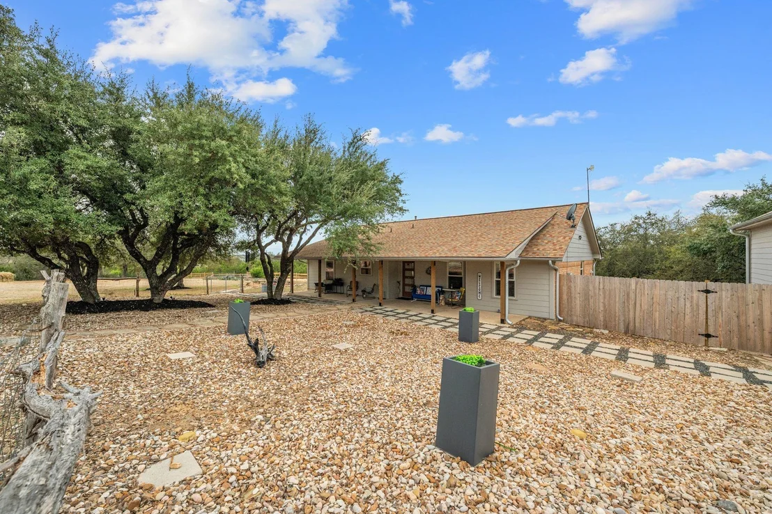 Photo of 401 Ranchview RD