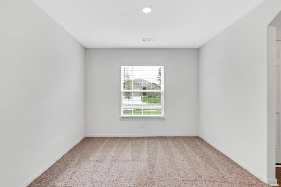 Photo of 112 Allington CIR