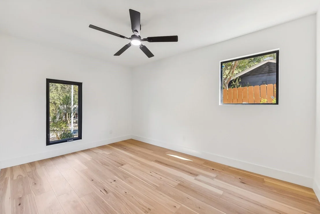 Photo of 909 Austin Highlands BLVD