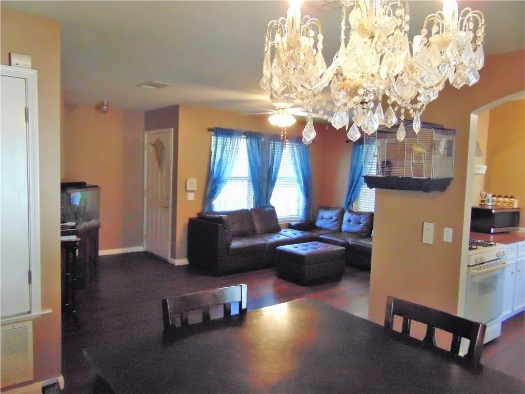 Photo of 6901 Blessing Ave
