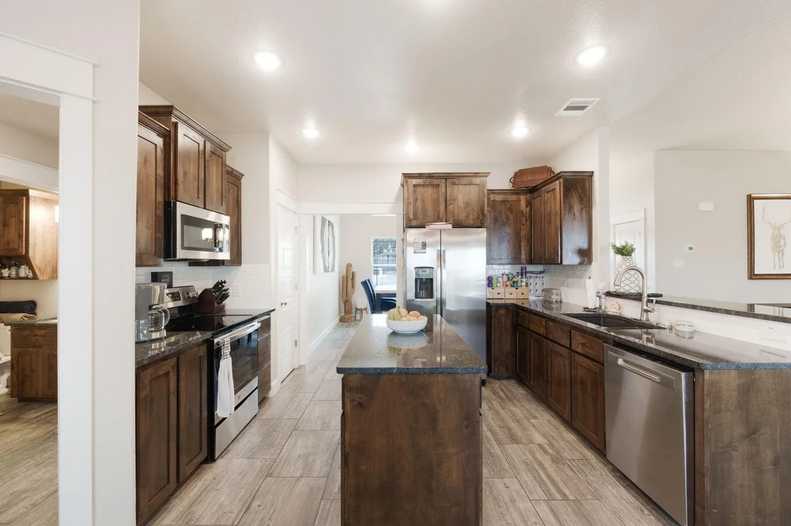 Photo of 522 Skyline DR
