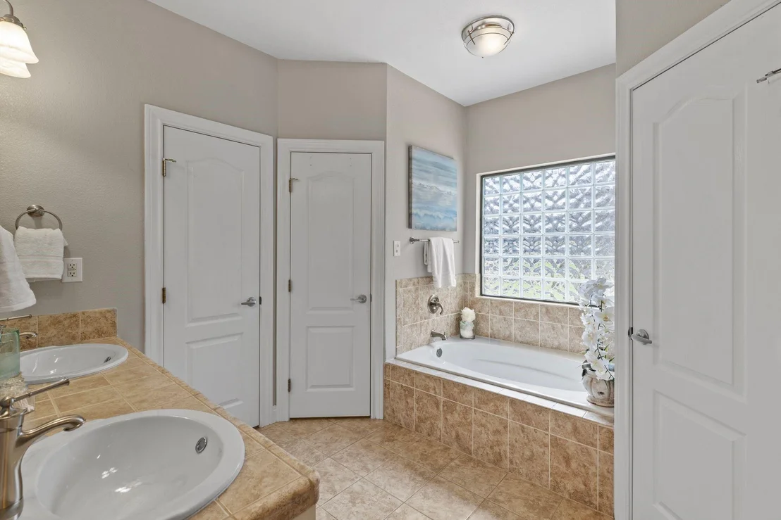 Photo of 42 Creekside DR