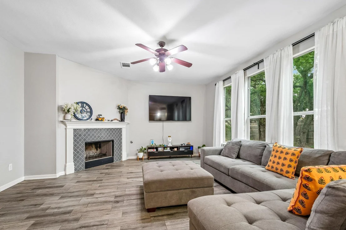 Photo of 1205 Yountville DR