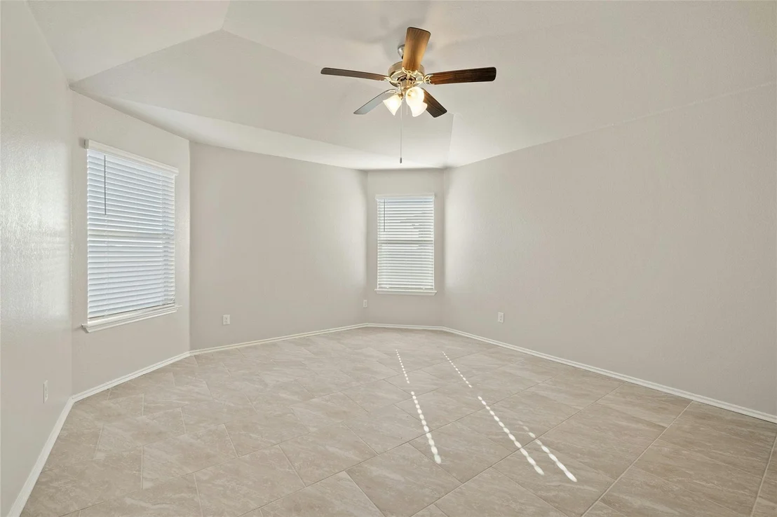 Photo of 131 Nathaniel DR