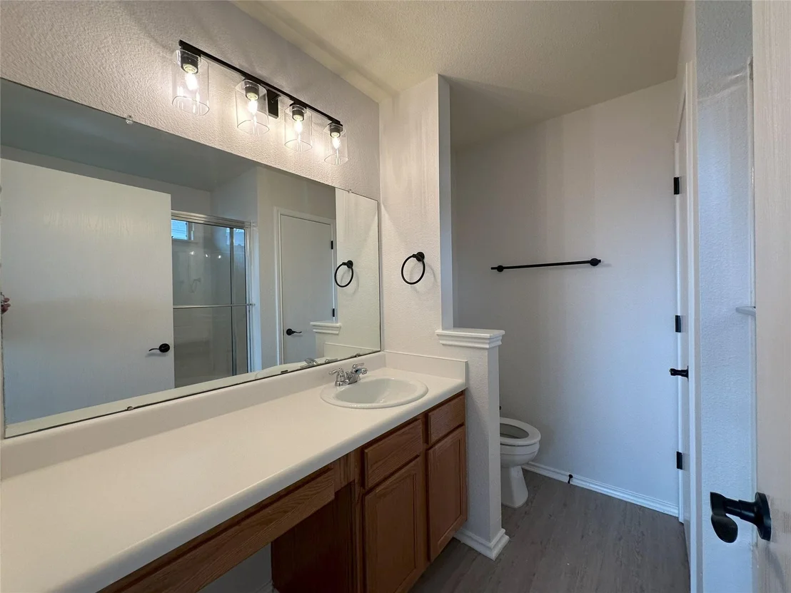 Photo of 5221 Krueger LN