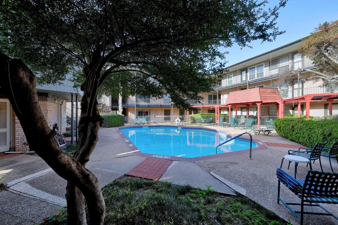 Photo of Unit 23 at 2425 Ashdale DR