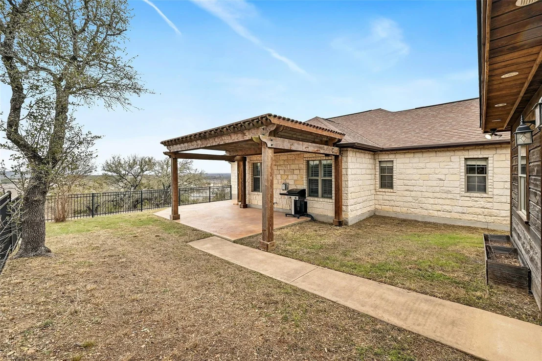 Photo of 211 Summit Ridge RD