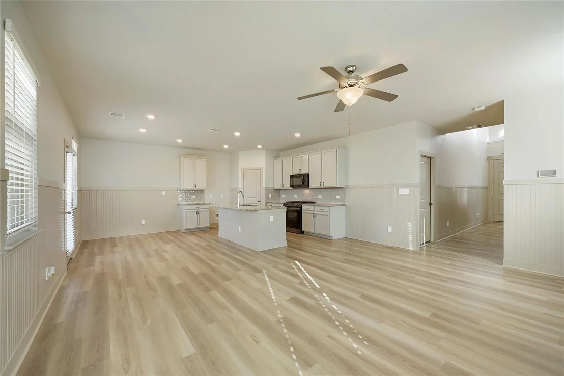 Photo of 148 Mountain Valley ST