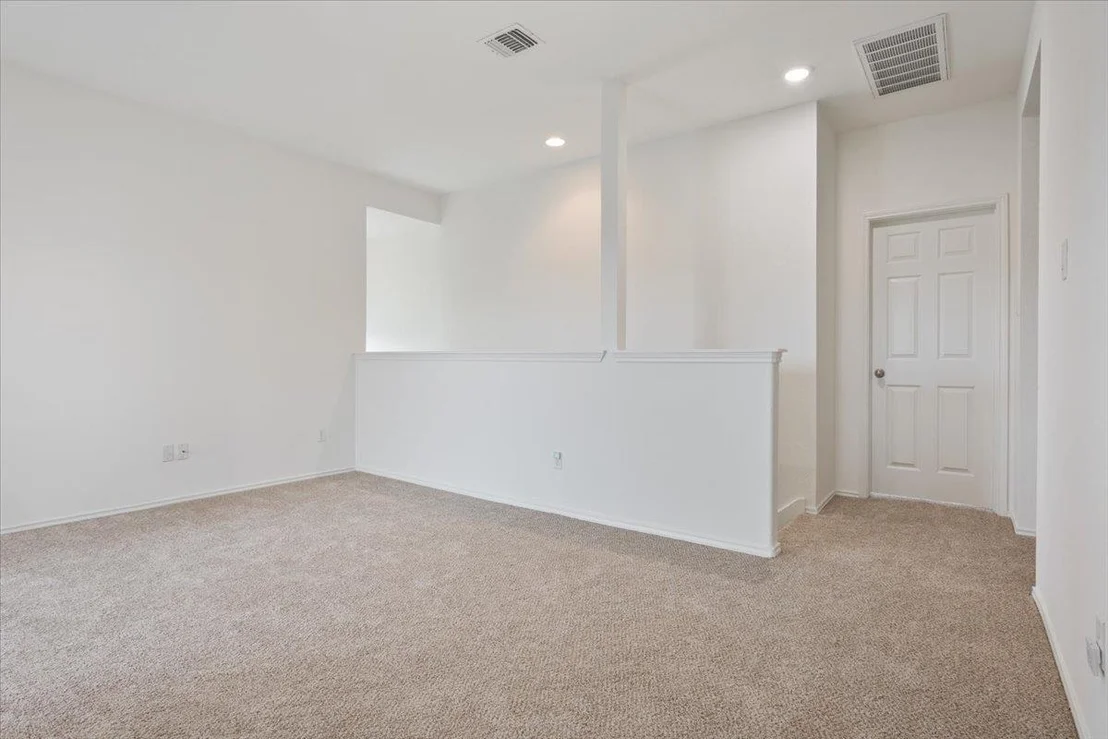 Photo of 240 Foster LN