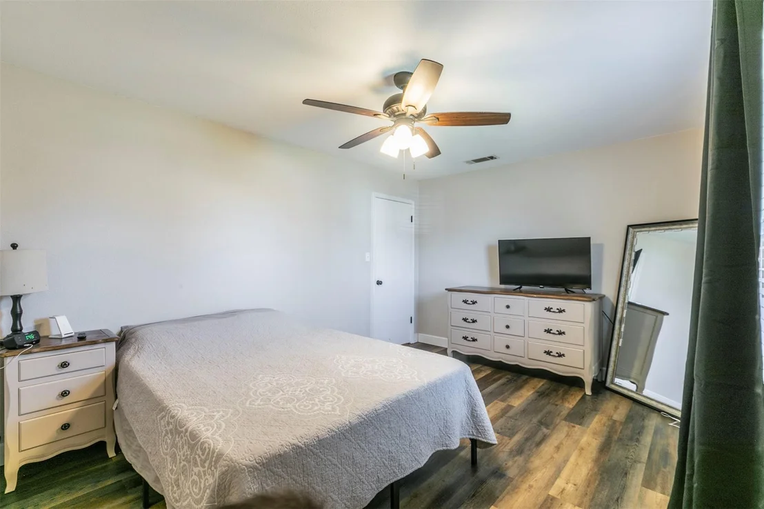 Photo of 1104 Renee SPUR