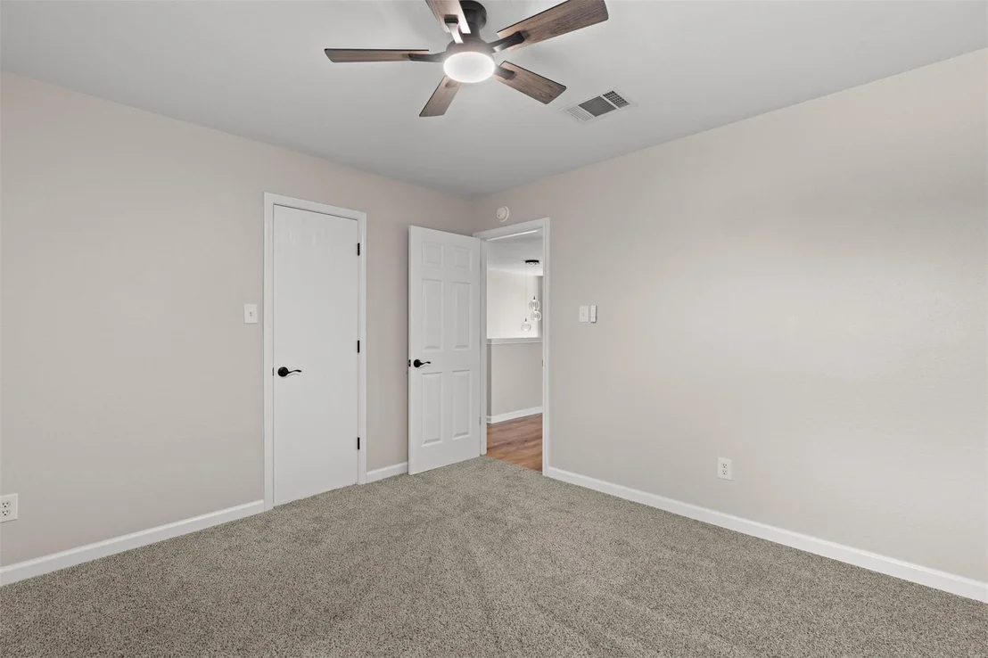 Photo of 724 Lavaca LOOP