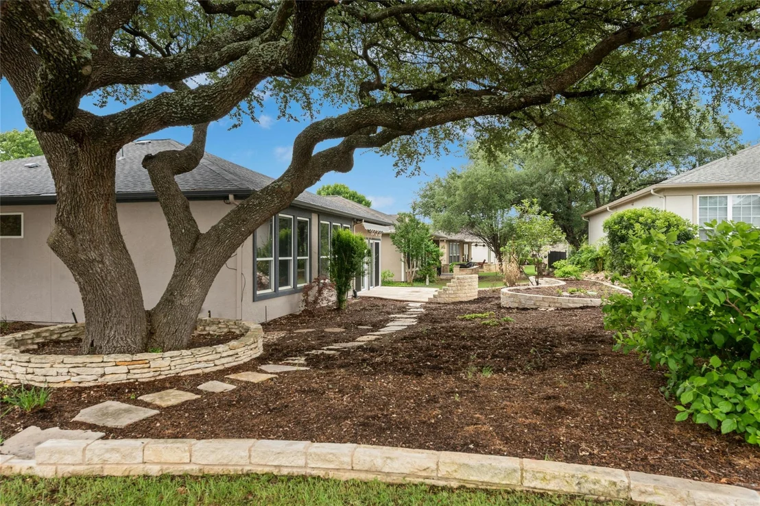 Photo of 202 Palmetto DR