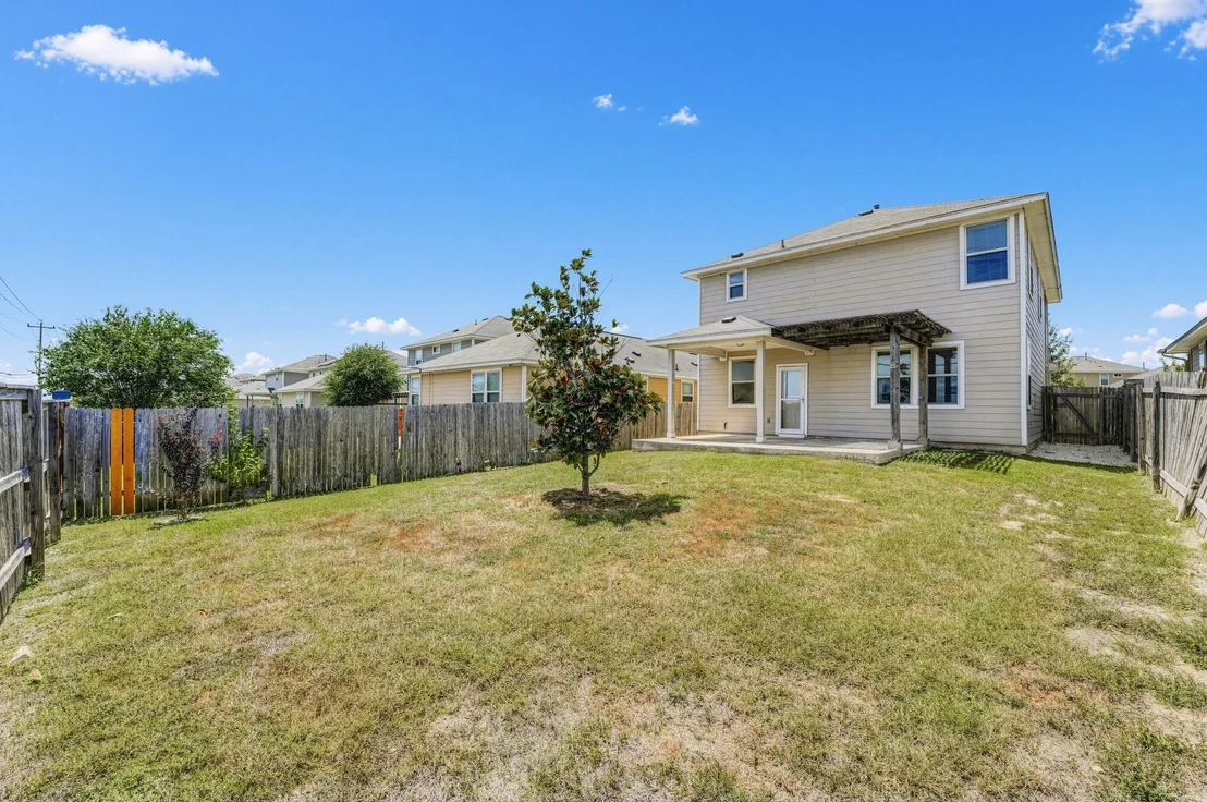 Photo of 266 Twisted Oaks LN