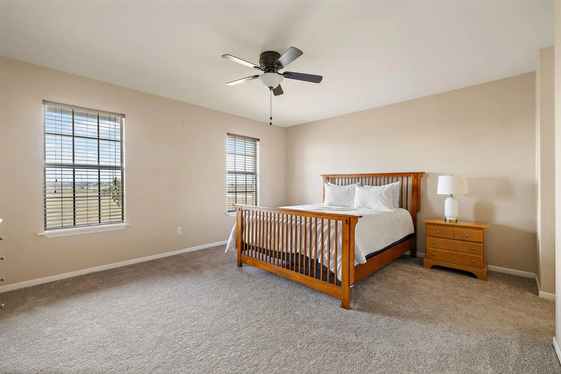 Photo of 851 County Road 454 RD