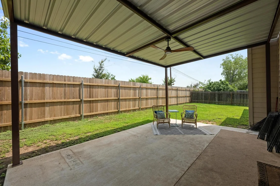 Photo of 122 Retama DR