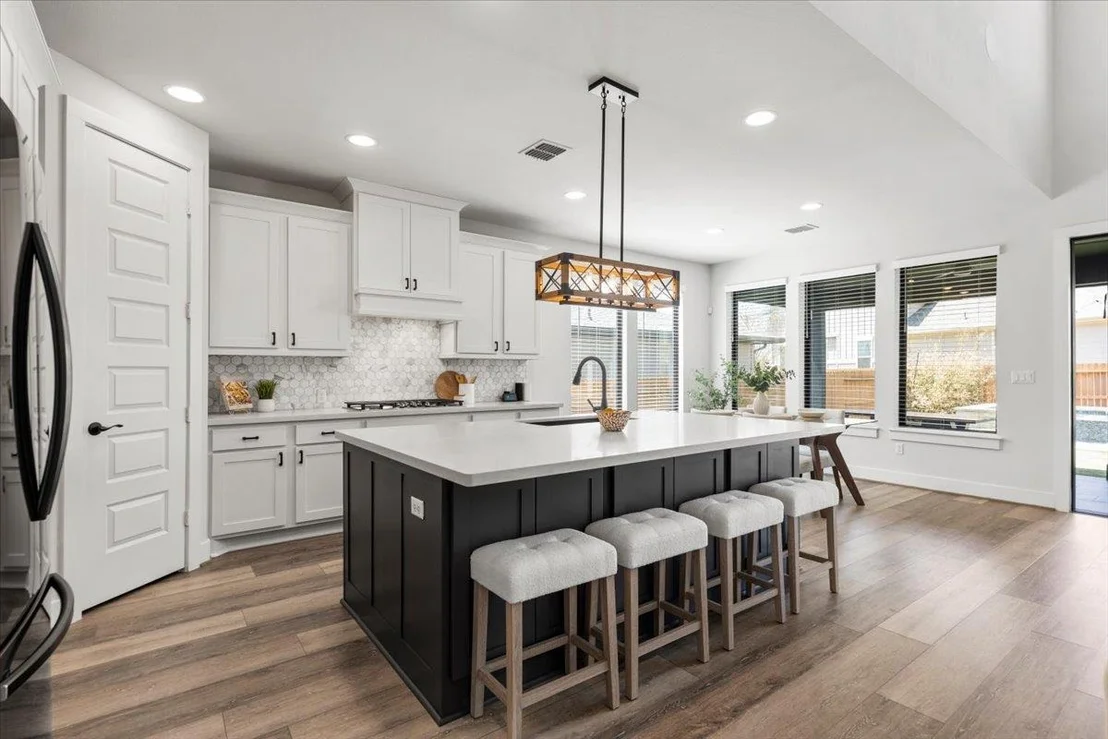 Photo of 9104 Looksee LN