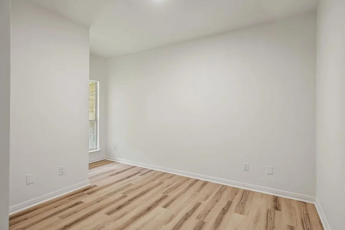 Photo of 4015 Sable Oaks DR