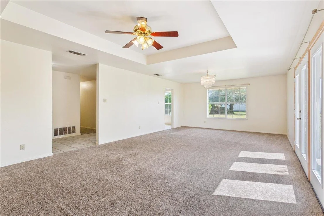 Photo of 2465 Old Waco RD