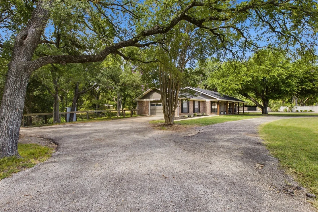 Photo of 4102 Sequoia TRL W