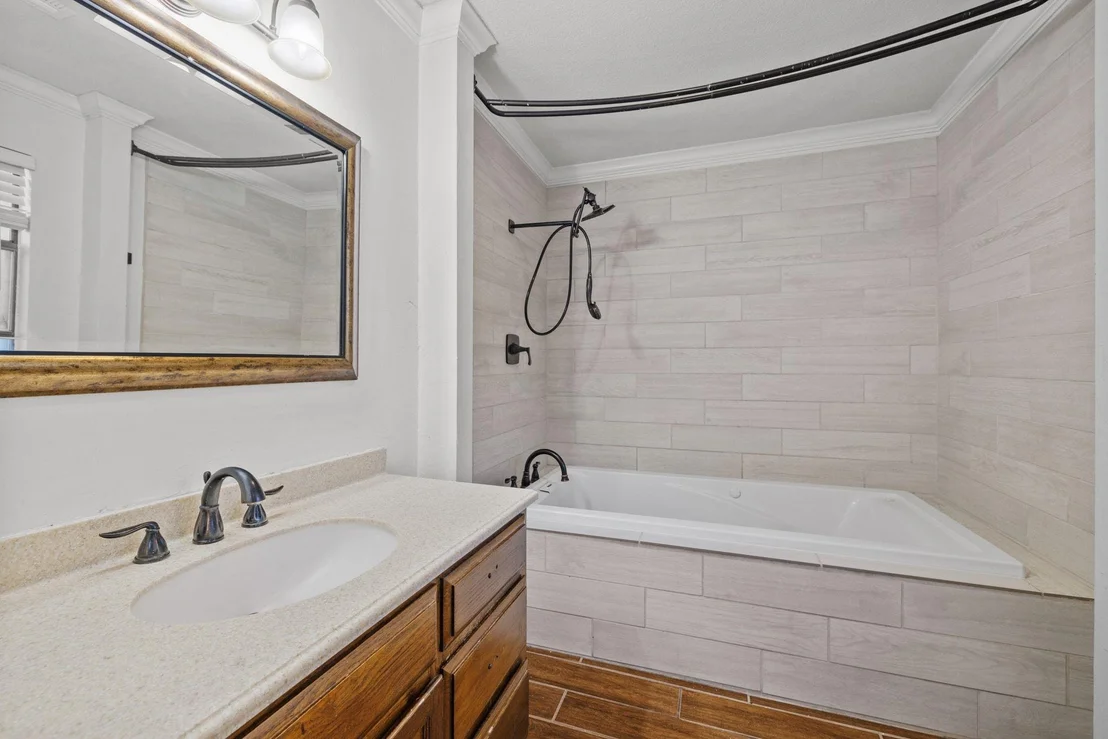Photo of 2206 Castlewood TRL