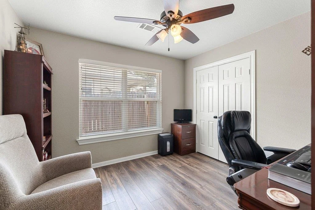 Photo of 8 Stone Creek CIR