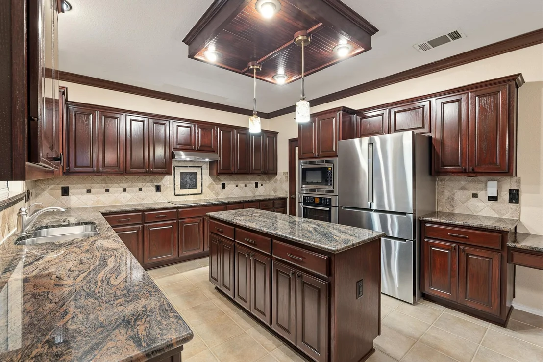 Photo of 905 Brighton Bend LN