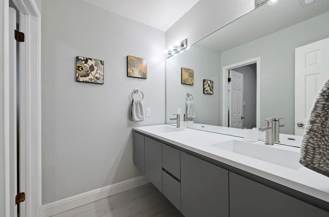 Photo of 7901 Henry Kinney ROW