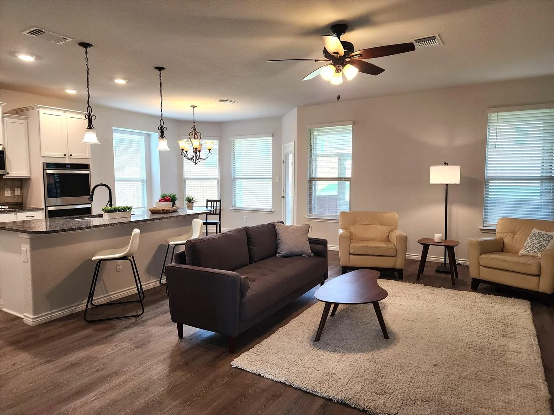 Photo of 6185 Lavaca DR