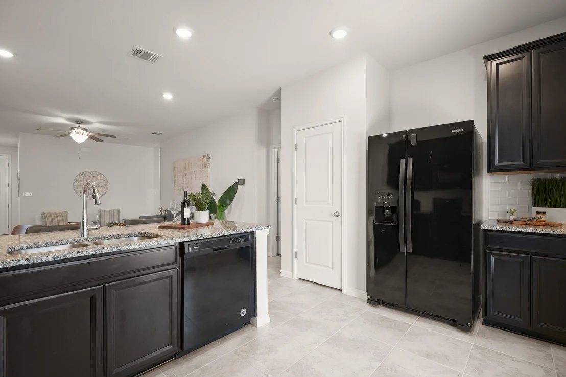 Photo of 152 MOUNTAIN VALLEY ST