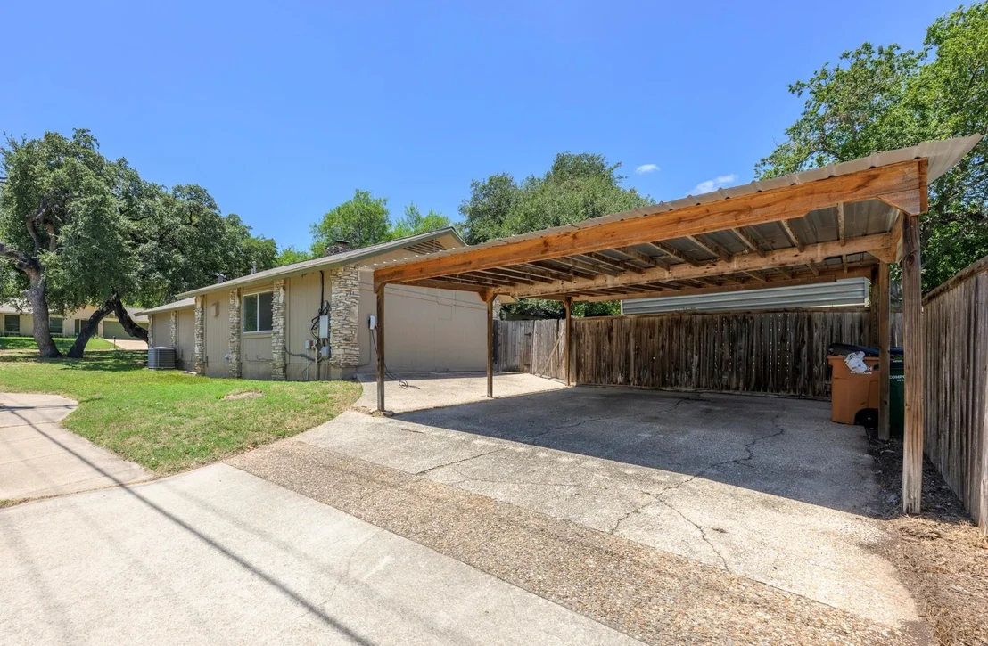 Photo of 900 Austin Highlands BLVD