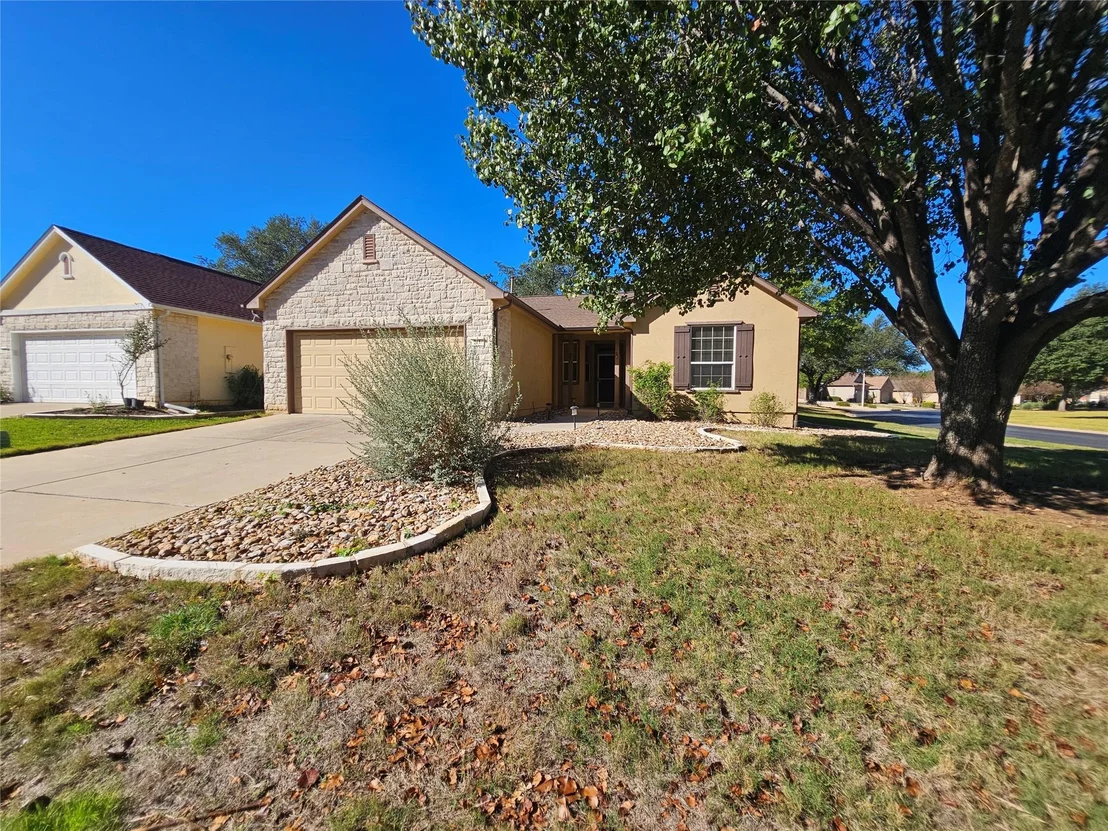 Photo of 211 Red Poppy TRL