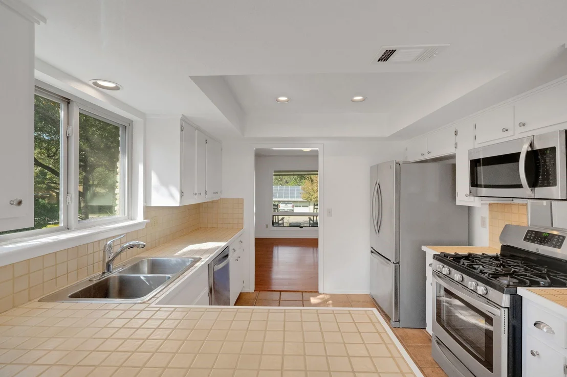 Photo of 2505 Forest Bend DR