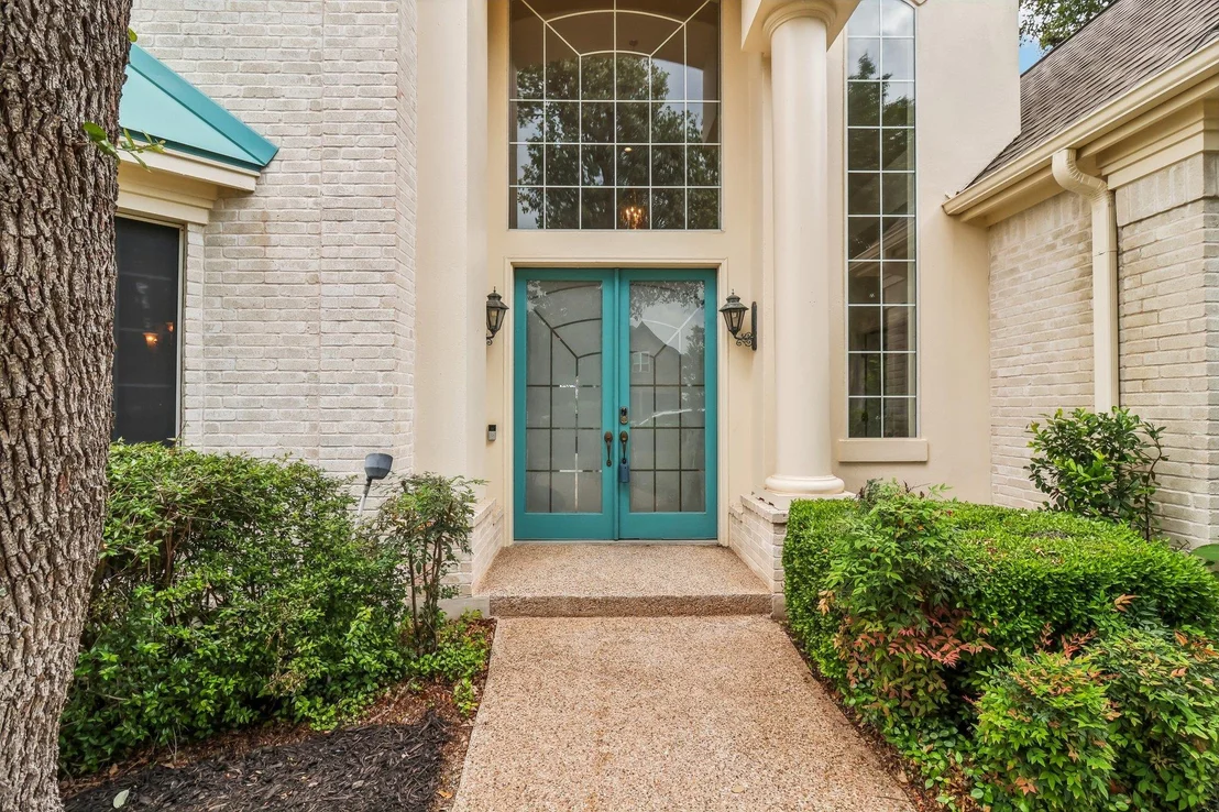 Photo of 7100 Valburn DR