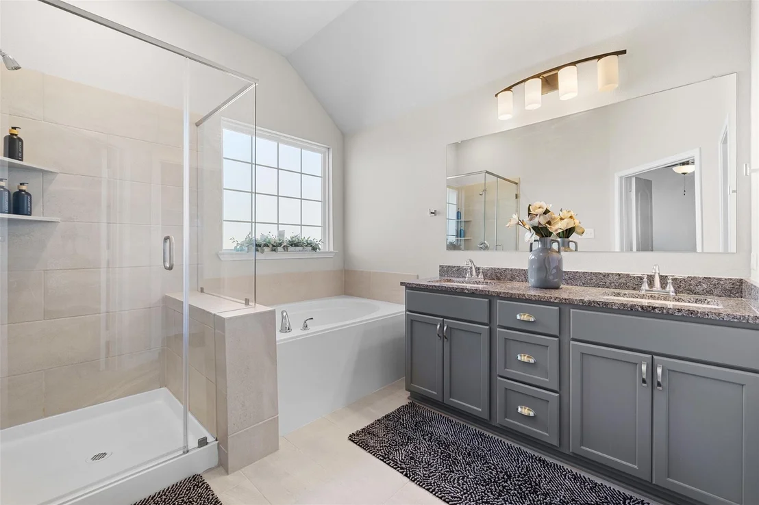 Photo of 6620 McGregor LOOP