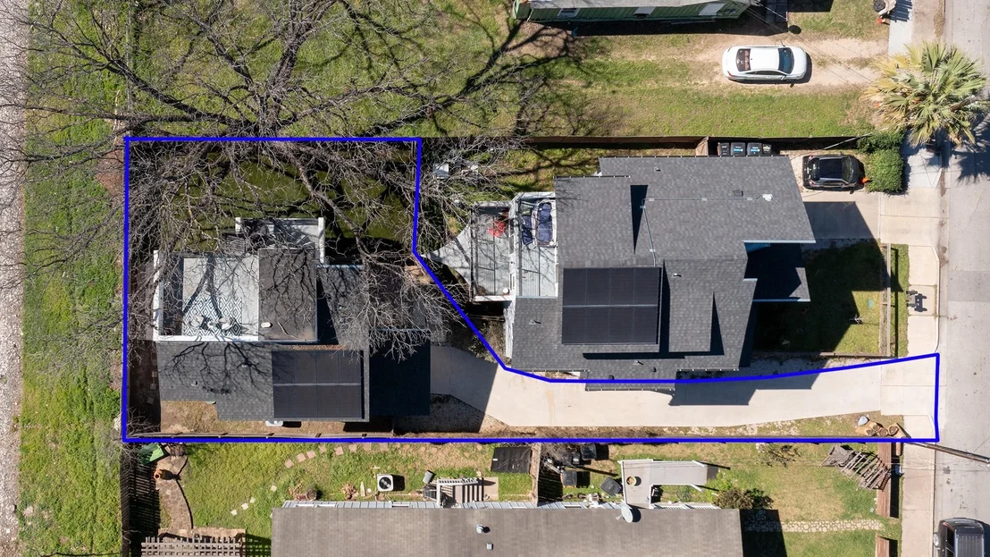 Photo of Unit 2 at 2905 Lyons RD