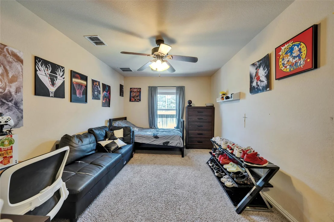 Photo of 228 Lavender LN