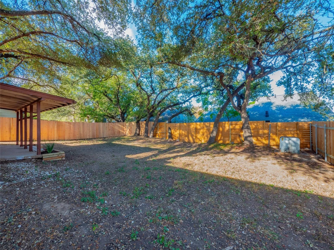 Photo of 6808 Windrift WAY