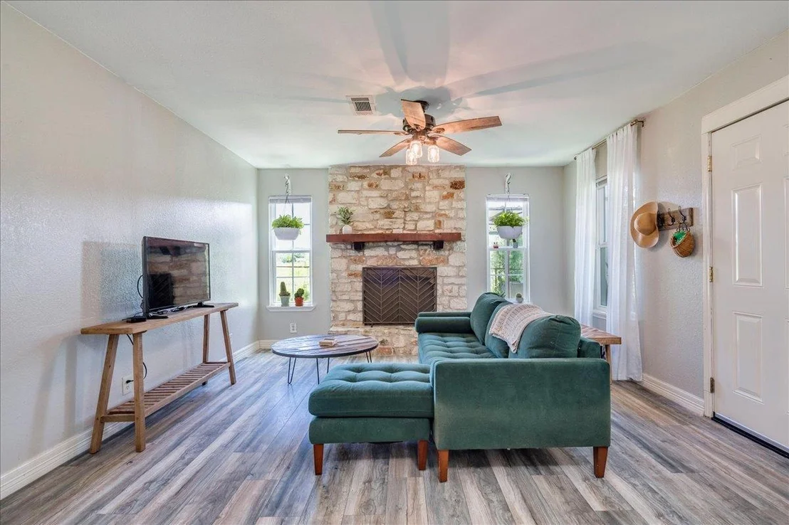 Photo of 170 Whitetail LN