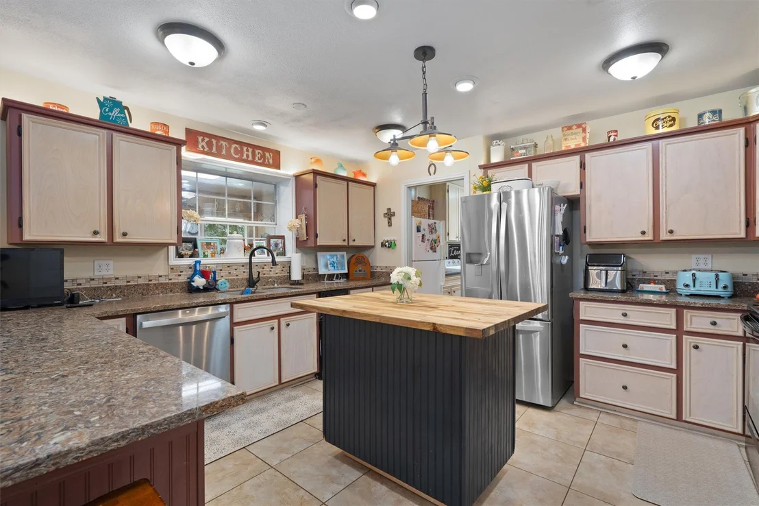 Photo of 1172 County Road 418
