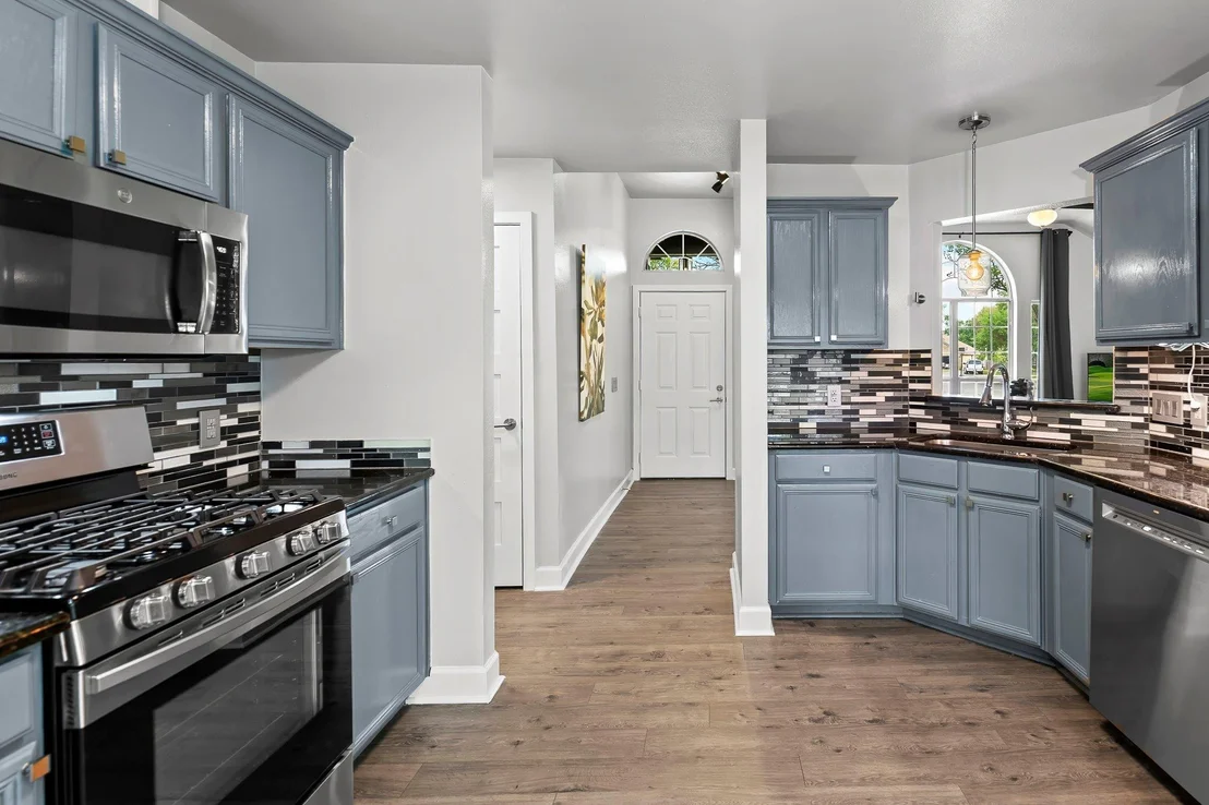 Photo of 1908 Oak Hollow DR