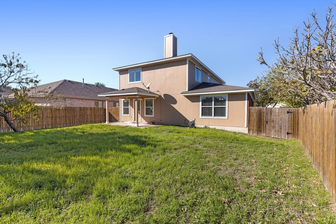 Photo of 406 Golden Gate DR