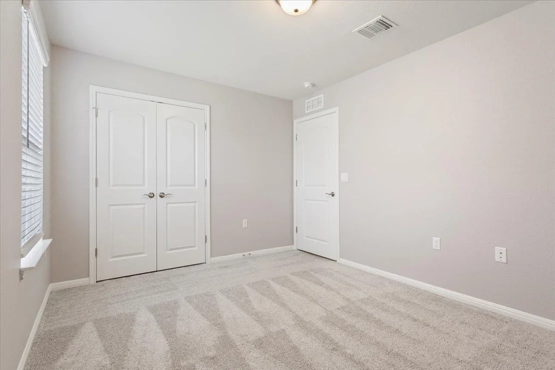 Photo of 105 Comal LN