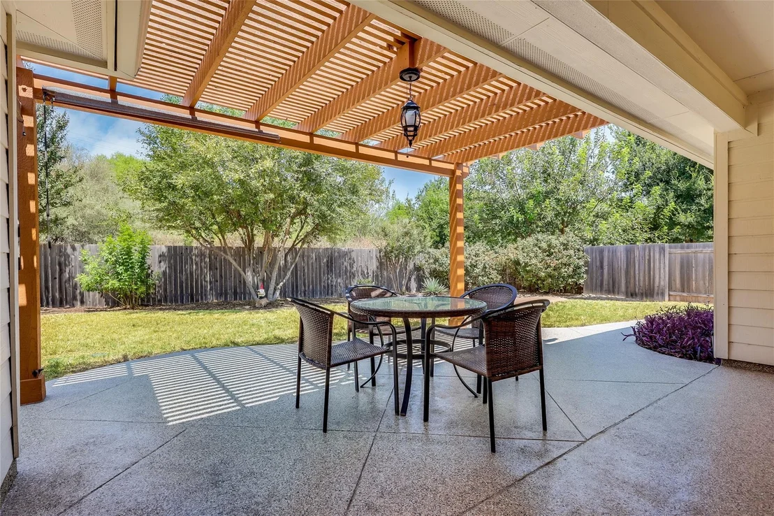 Photo of 328 Hidden Brook LN