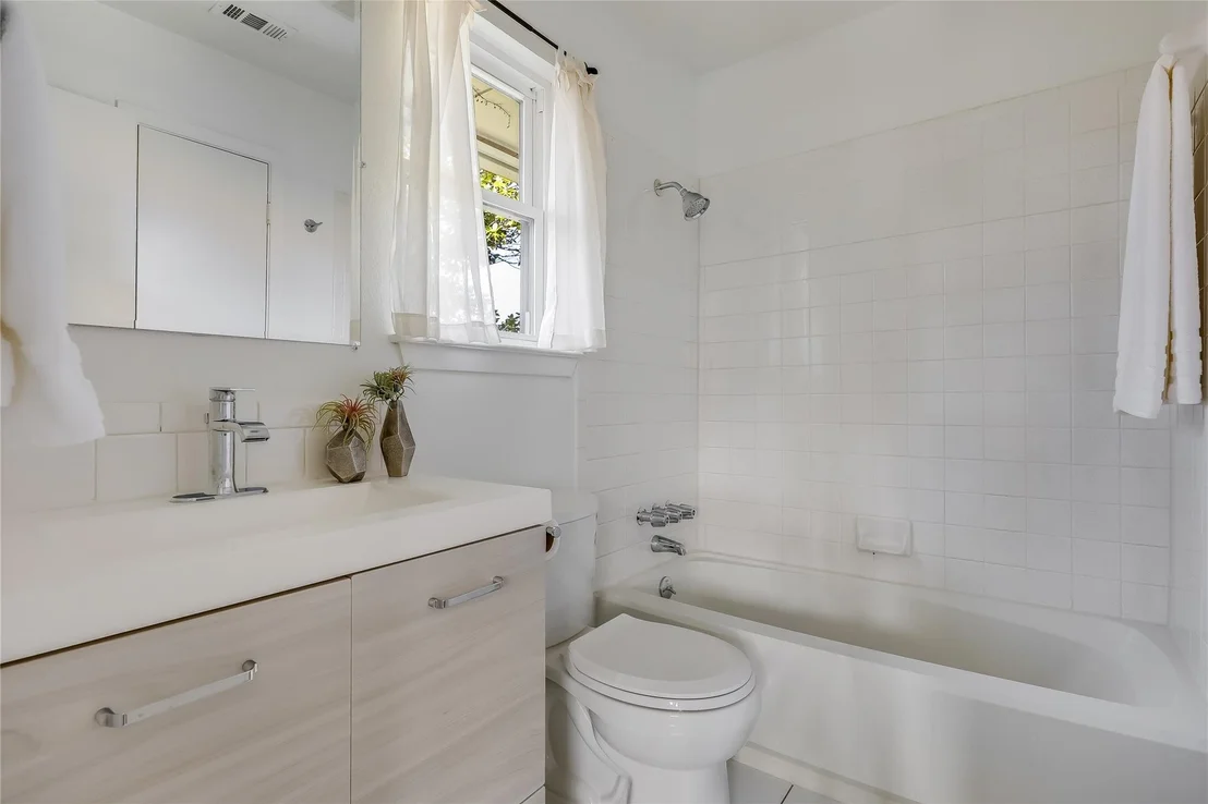 Photo of 8107 Pilgrims PL