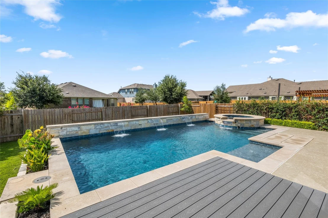Photo of 7205 Garnet Mill LN