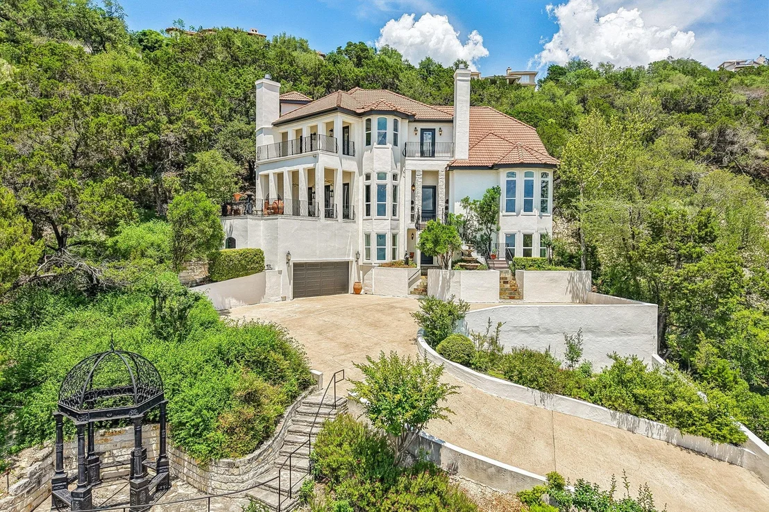 Photo of 14004 Skyline DR