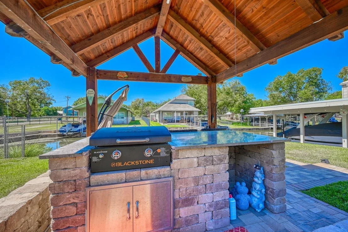 Photo of 507 N Beach DR