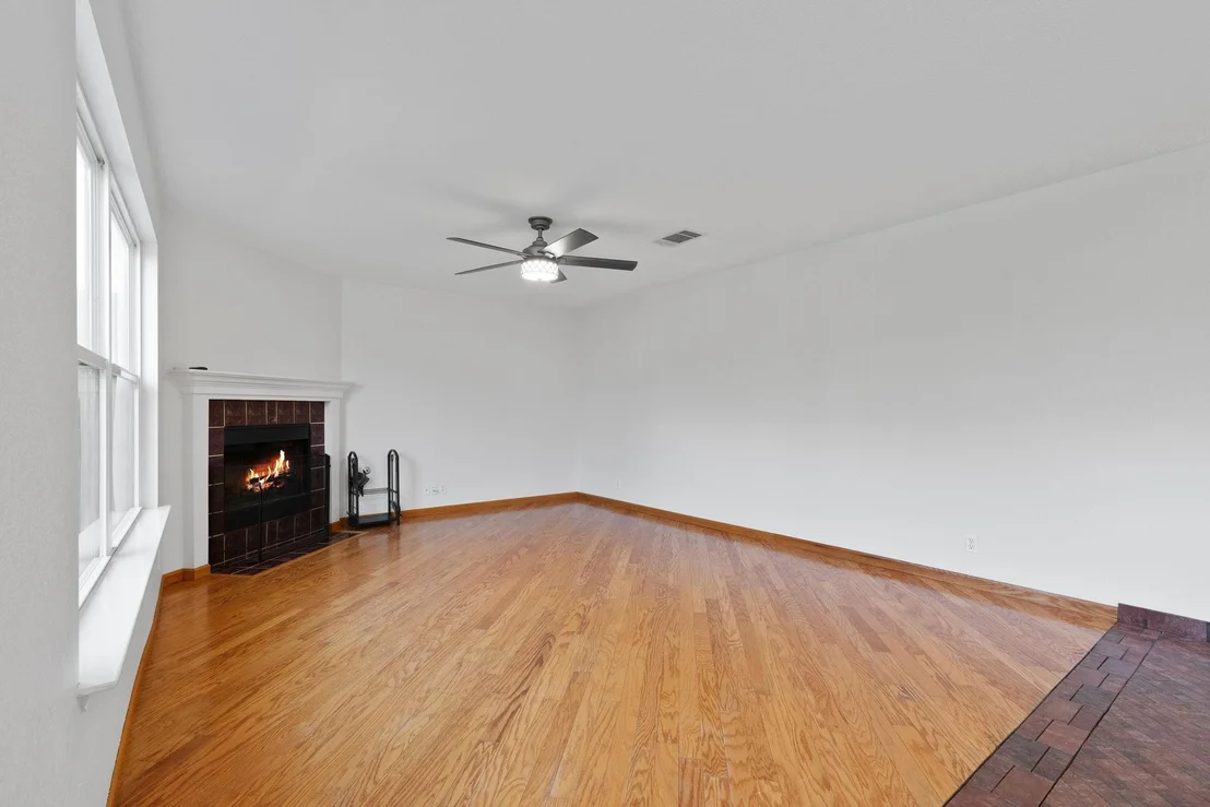 Photo of 12708 Parkland DR